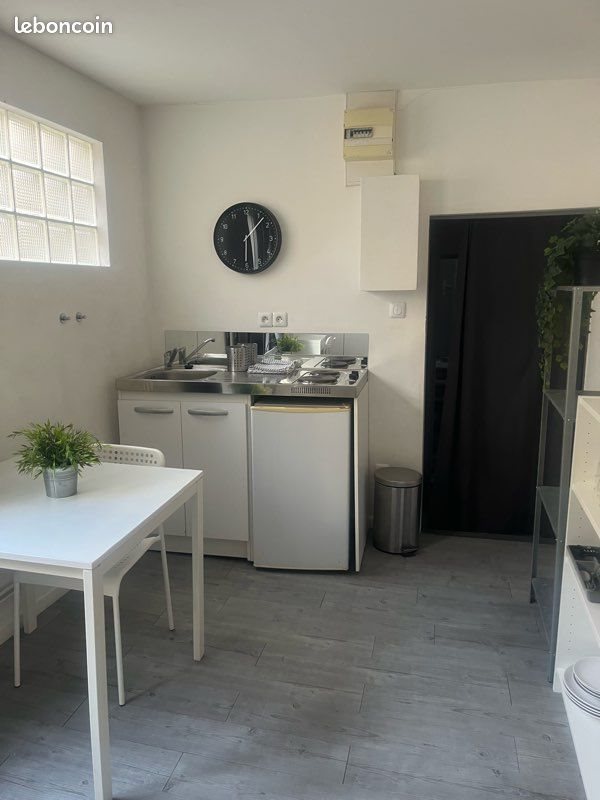 Appartement à louer, 19m², Saint-Etienne