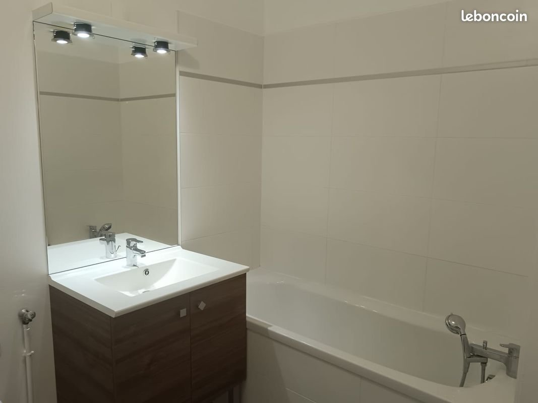 Appartement à louer, 44m², Armentières