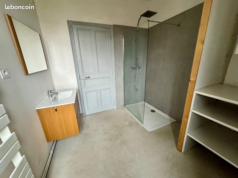 Appartement à louer, 72m², Alès