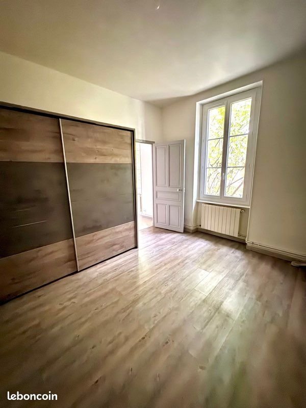 Appartement à louer, 72m², Alès