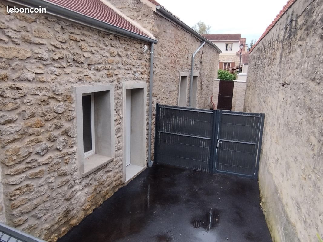 Appartement à louer, 25m², Lardy