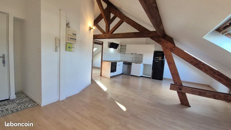 Appartement à louer, 33m², Longeville-lès-Metz