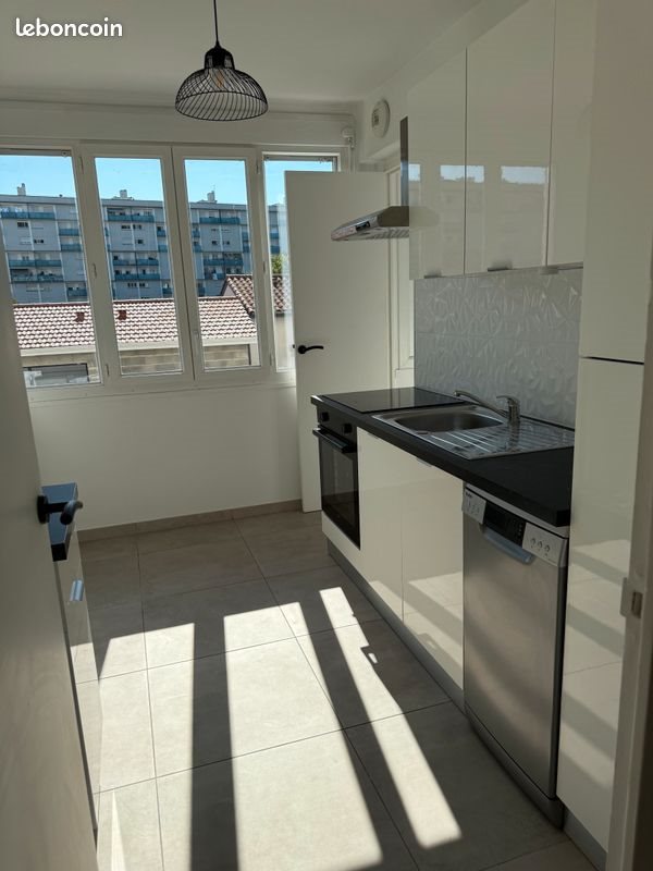 Appartement à vendre, 55m², Bron