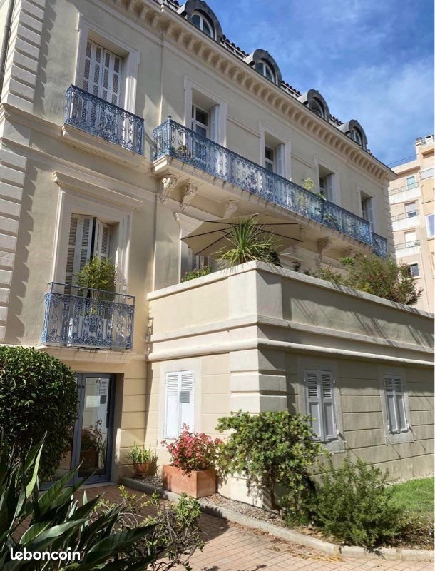Appartement à louer, 26m², Hyères