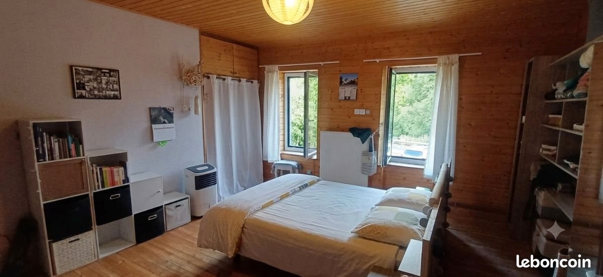 Appartement à louer, 75m², Orcines