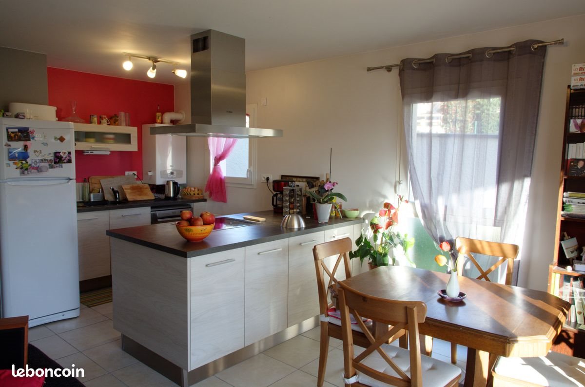 Appartement à louer, 70m², Saint-Priest-en-Jarez
