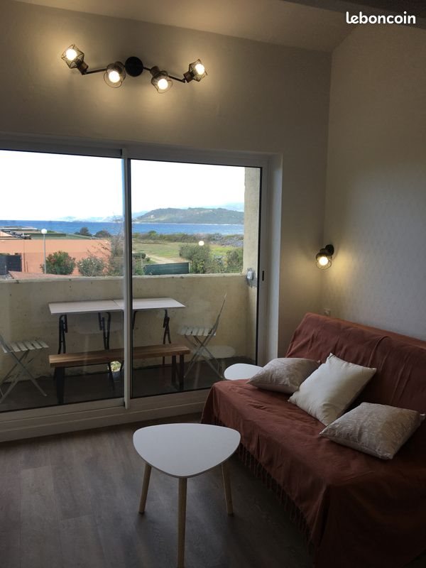 Appartement à louer, 25m², Calcatoggio