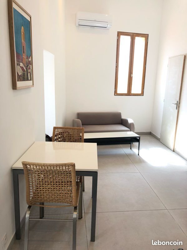 Appartement à louer, 27m², Hyères