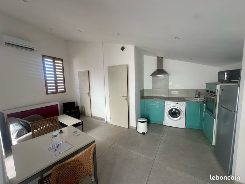 Appartement à louer, 27m², Hyères
