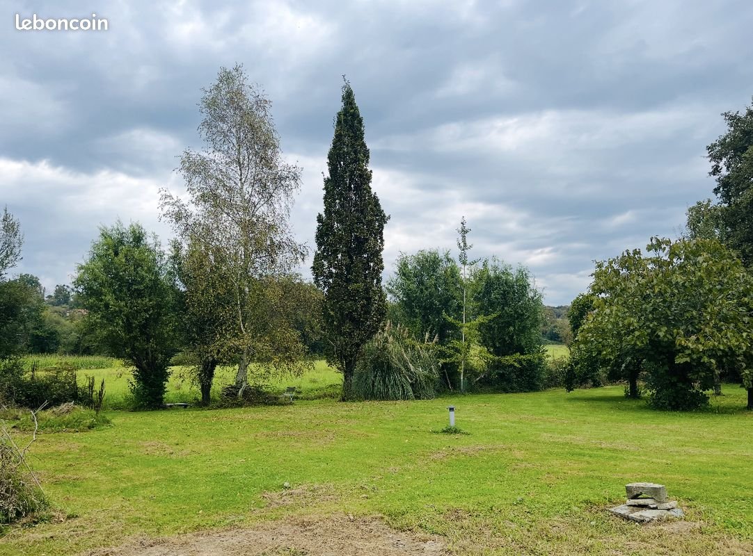 Maison à louer, 145m², Buros