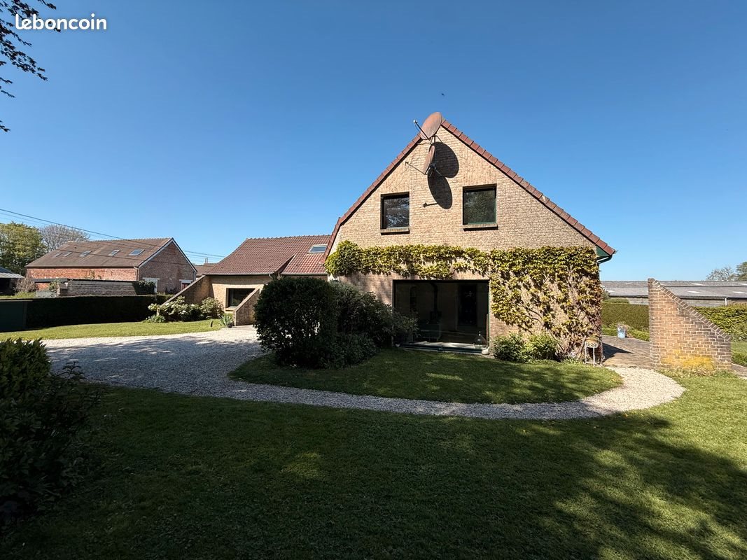 Maison à vendre, 196m², Louvignies-Quesnoy