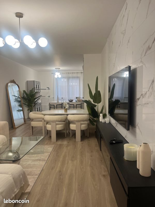 Appartement à louer, 70m², Nanterre