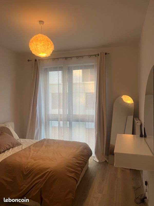 Appartement à louer, 70m², Nanterre