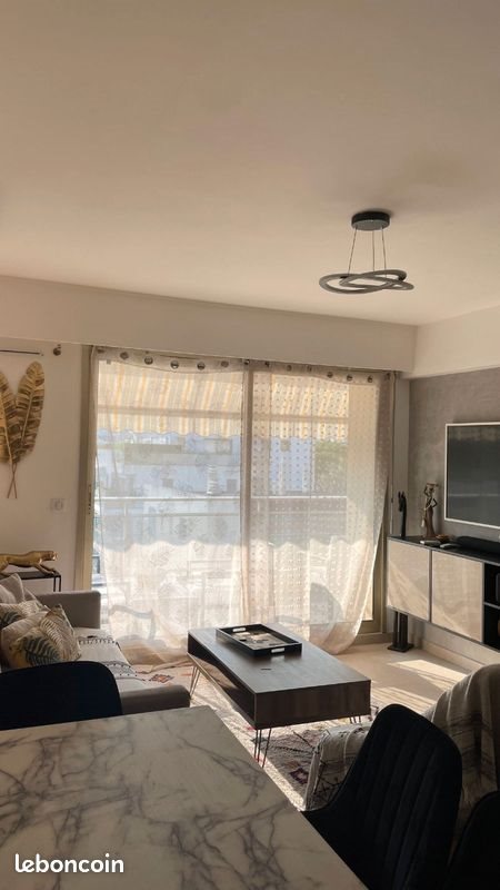 Appartement à louer, 41m², Antibes