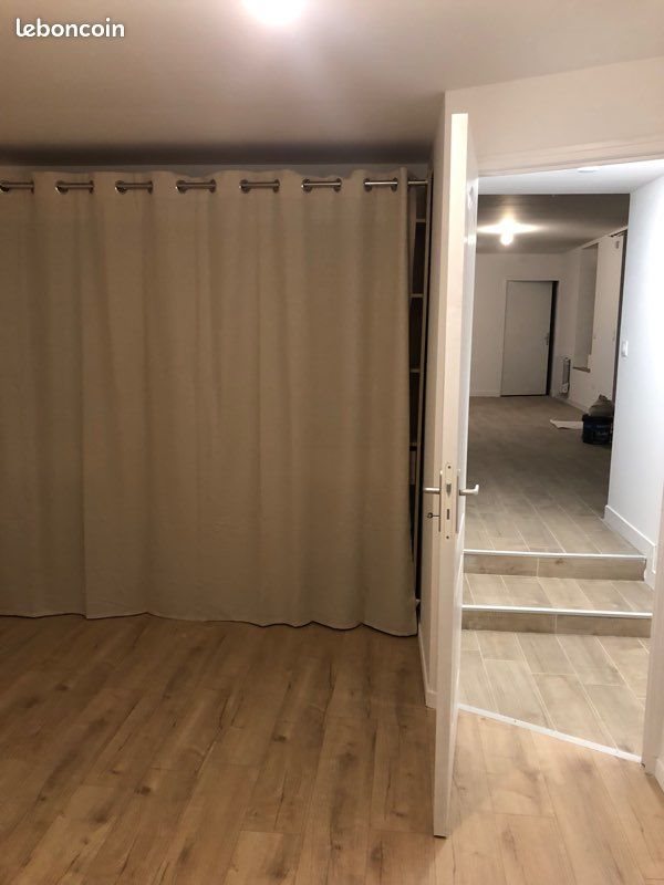 Maison à louer, 180m², Loyat