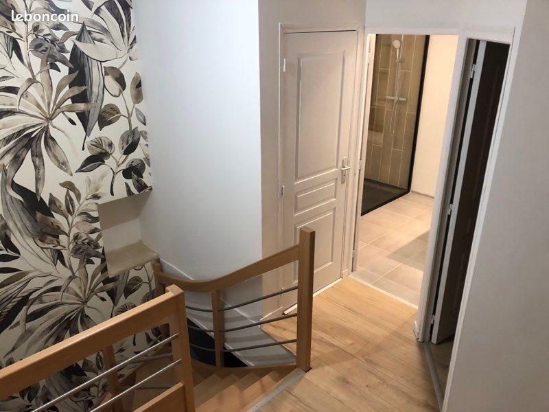 Maison à louer, 180m², Loyat