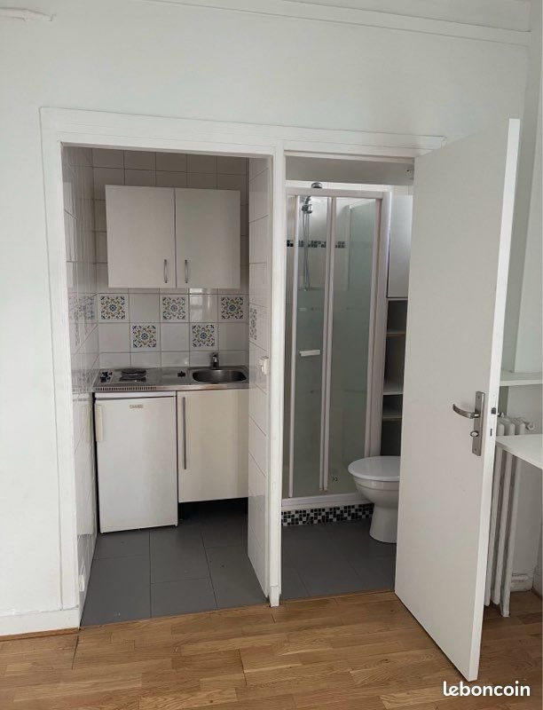Appartement à louer, 16m², Paris 19ème