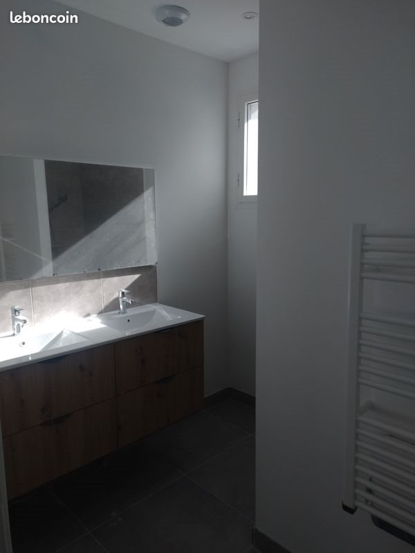 Maison à louer, 130m², Saint-Privat-des-Vieux