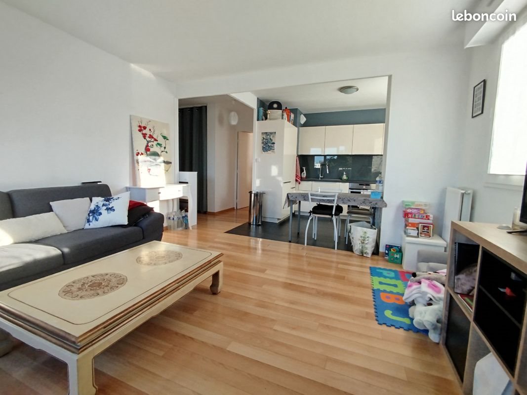 Appartement à vendre, 67m², Saint-Jacques-de-la-Lande