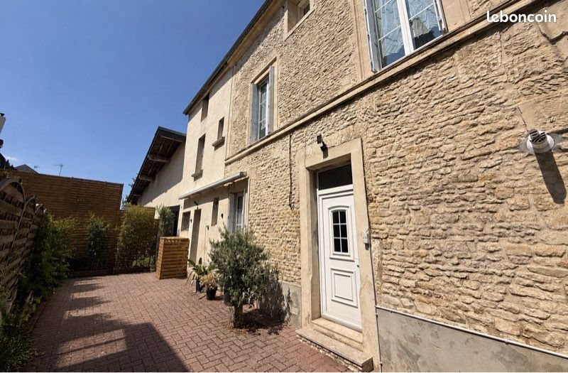 Maison à louer, 157m², Caen