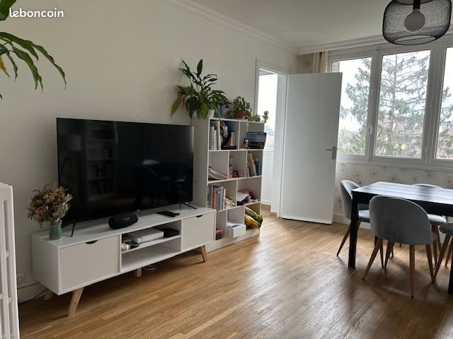 Appartement à louer, 70m², Massy