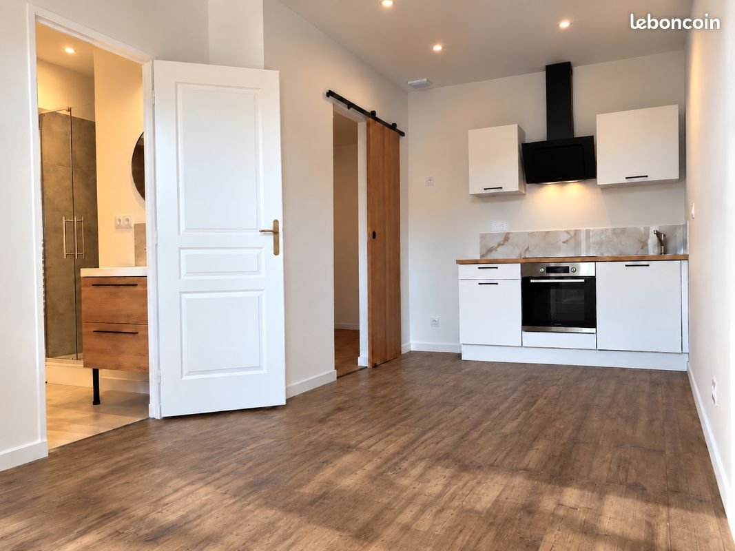 Appartement à louer, 25m², Niort