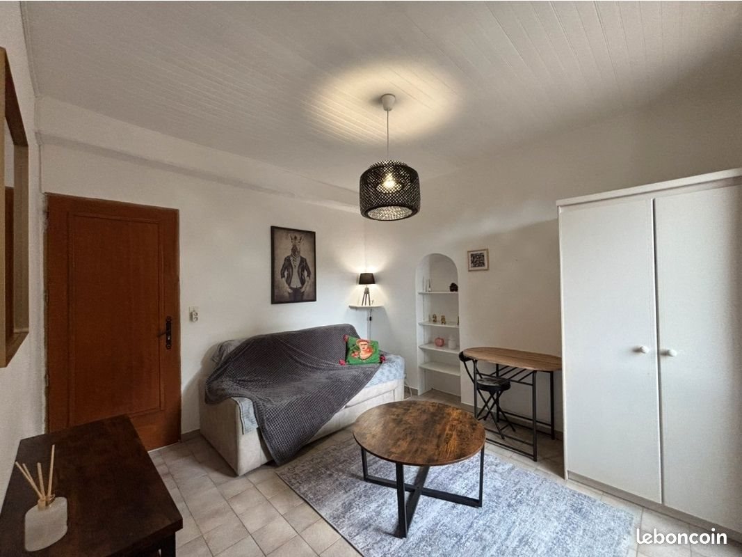 Appartement à louer, 25m², Calcatoggio