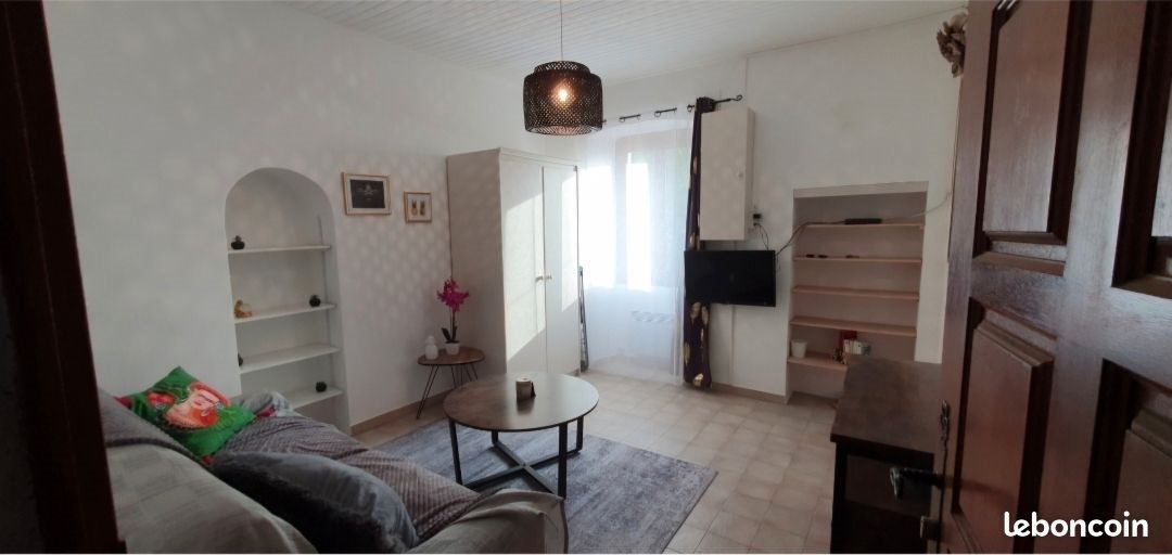 Appartement à louer, 25m², Calcatoggio