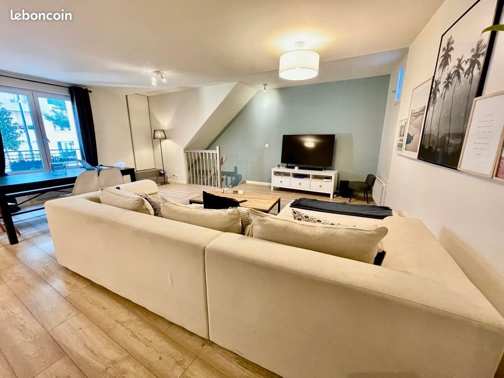 Appartement à louer, 100m², Puteaux
