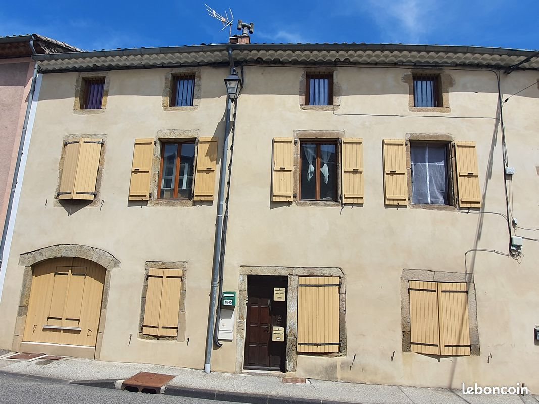 Appartement à louer, 65m², Coux