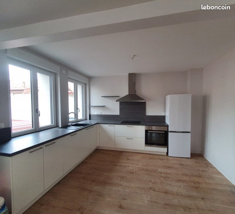 Appartement à louer, 96m², Frasne