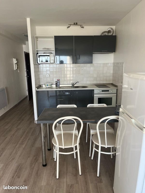 Appartement à louer, 34m², Sète