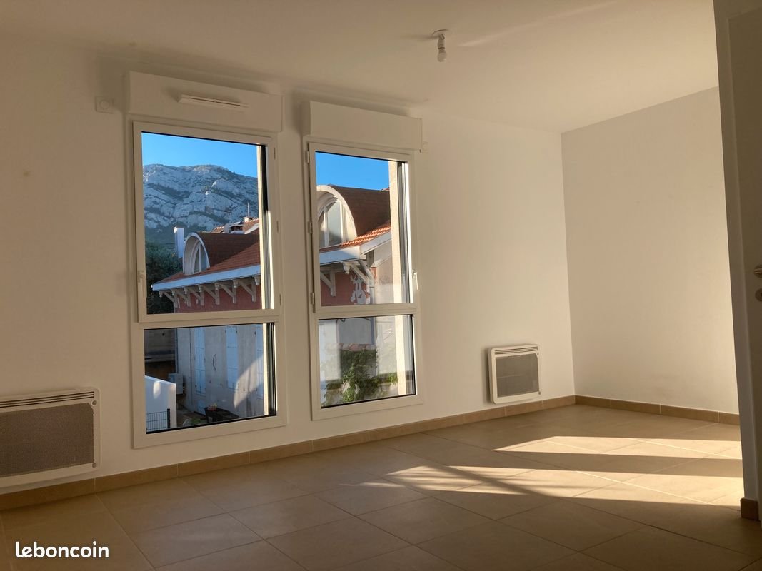 Appartement à louer, 54m², Marseille 8ème