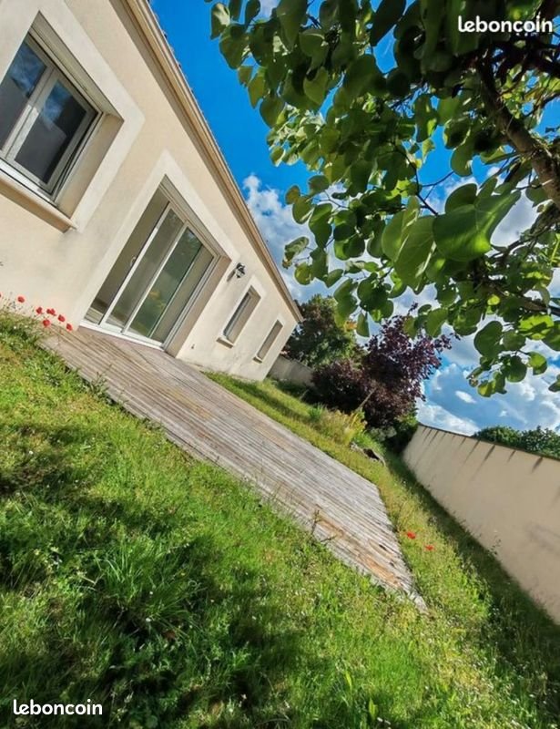 Maison à louer, 87m², La Crèche
