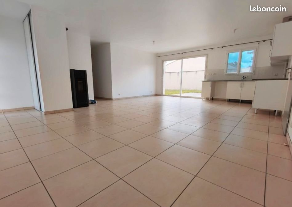 Maison à louer, 87m², La Crèche