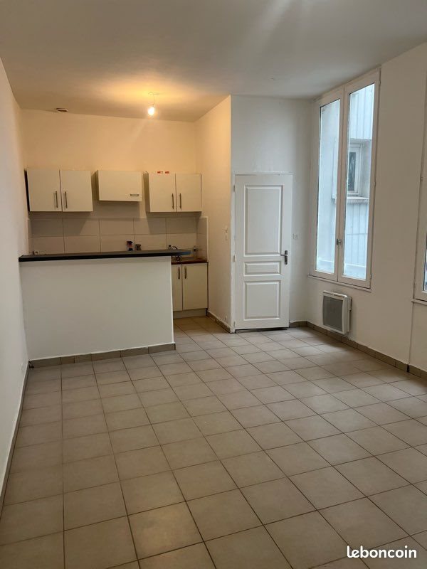 Appartement à louer, 25m², Saint-Etienne