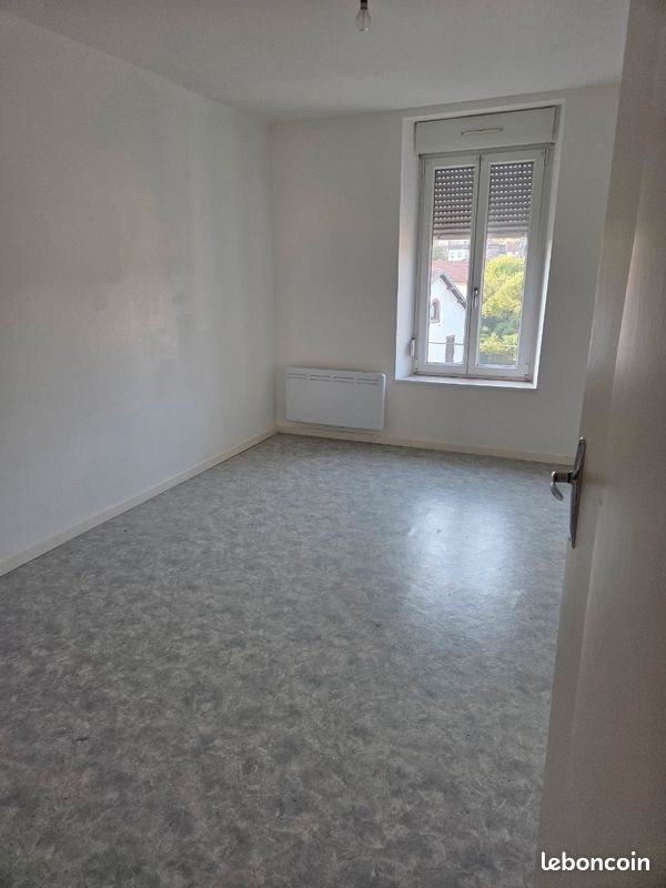 Appartement à louer, 45m², Aillevillers-et-Lyaumont