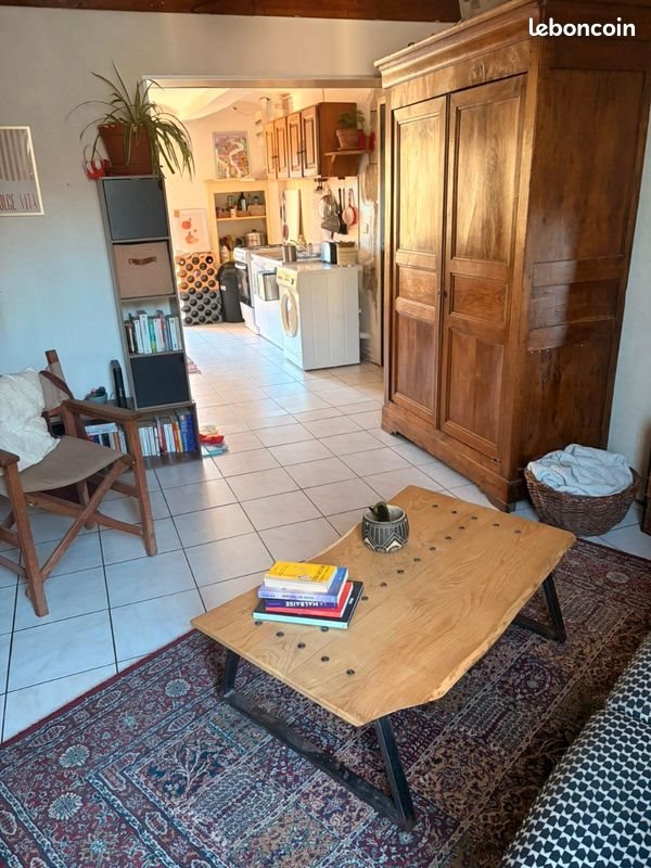 Appartement à louer, 55m², Vinezac