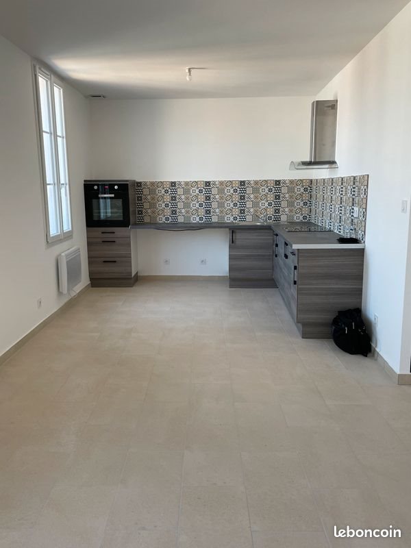 Appartement à louer, 77m², Carpentras