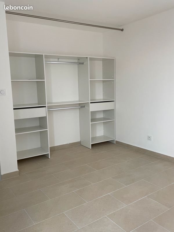 Appartement à louer, 77m², Carpentras