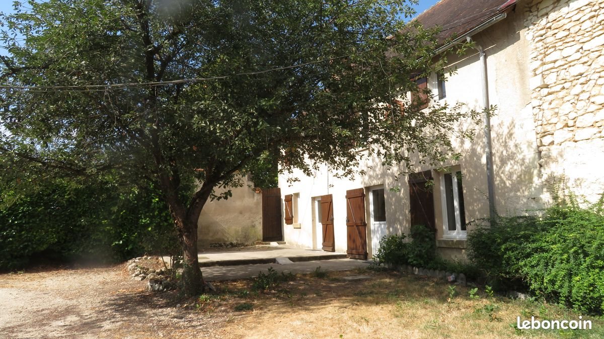 Maison à louer, 116m², Barrou