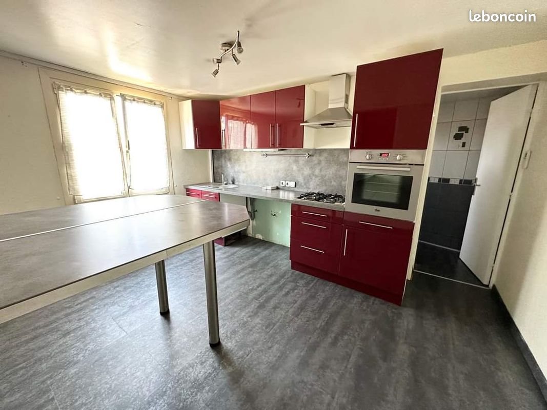 Maison à louer, 82m², Saint-Pierre-des-Fleurs