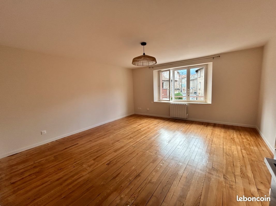 Appartement à louer, 42m², Brioude