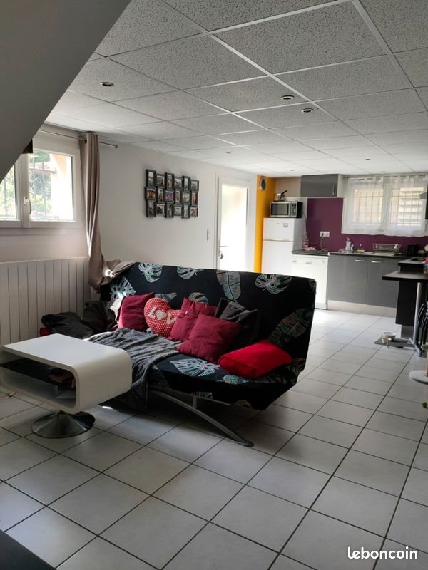 Appartement à louer, 45m², Montbrison