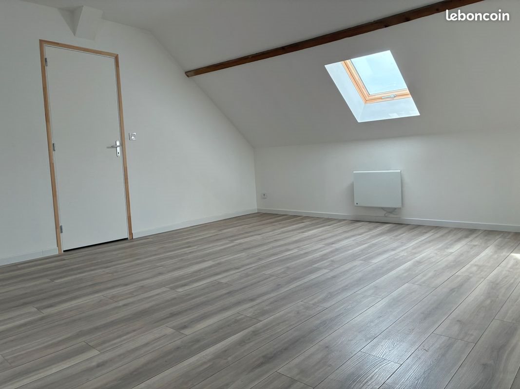 Appartement à louer, 70m², Chiry-Ourscamp