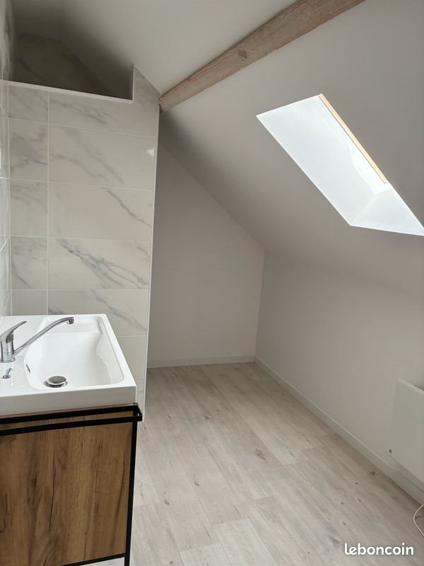 Appartement à louer, 70m², Chiry-Ourscamp
