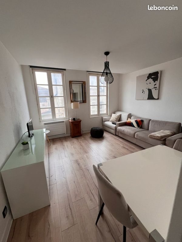 Appartement à louer, 22m², La Rochelle