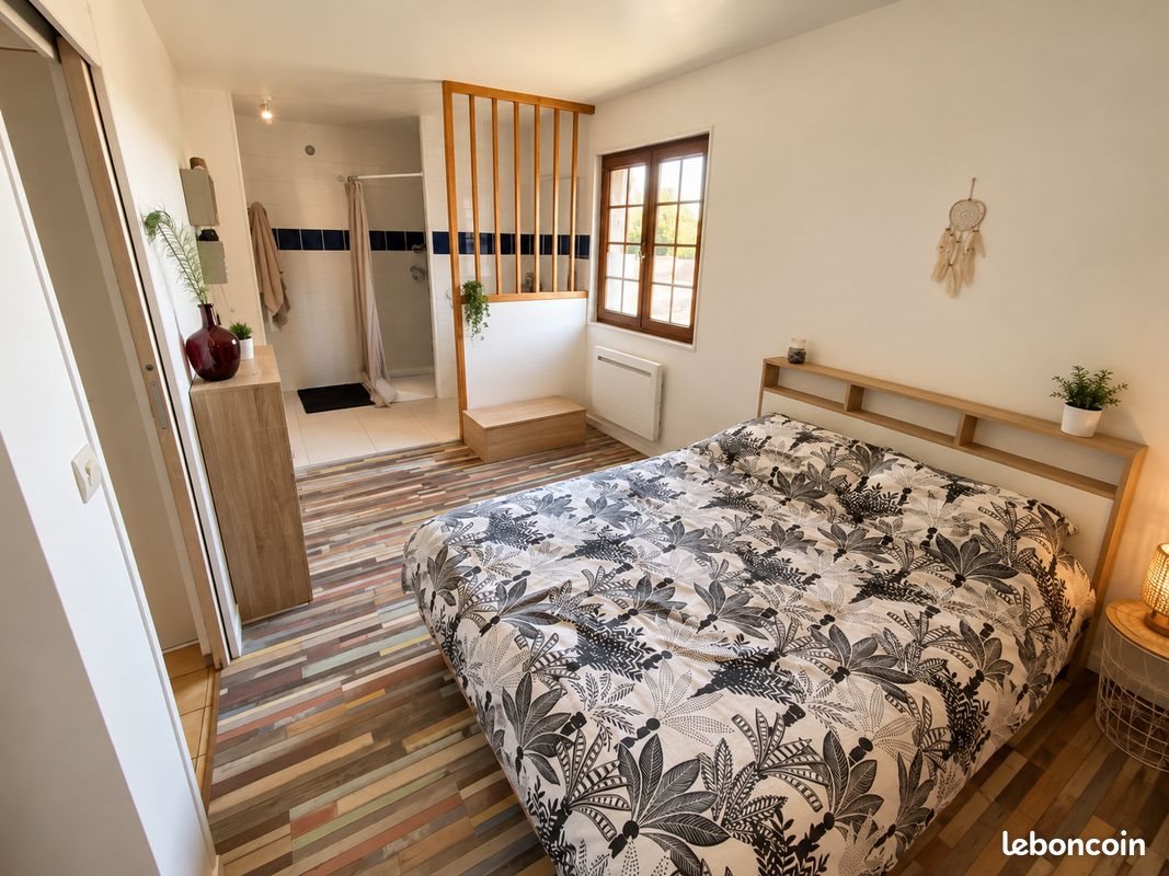Maison à louer, 140m², Valence-en-Poitou