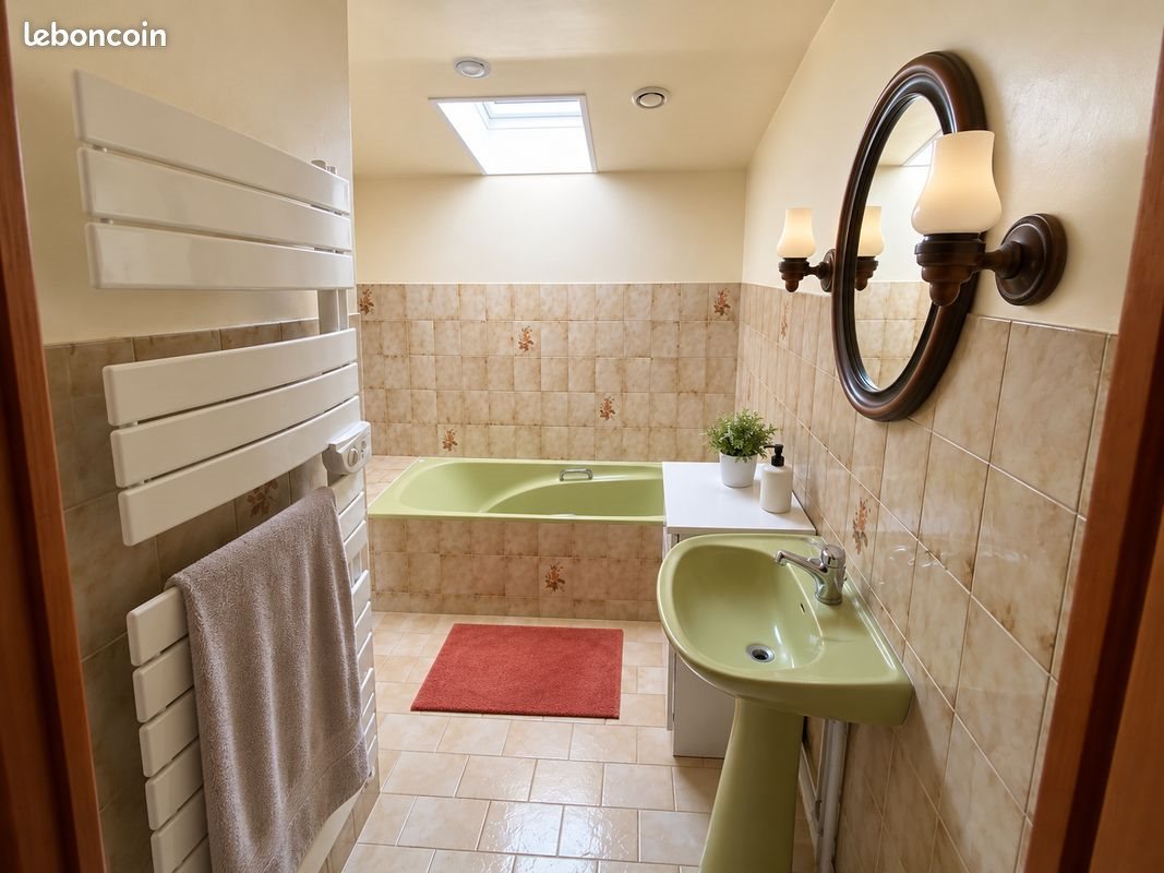Maison à louer, 140m², Valence-en-Poitou