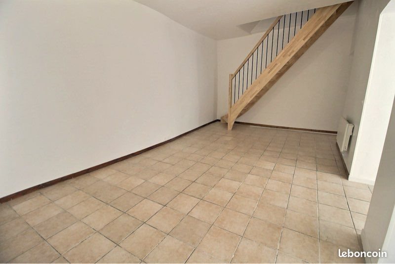 Appartement à louer, 91m², Gignac